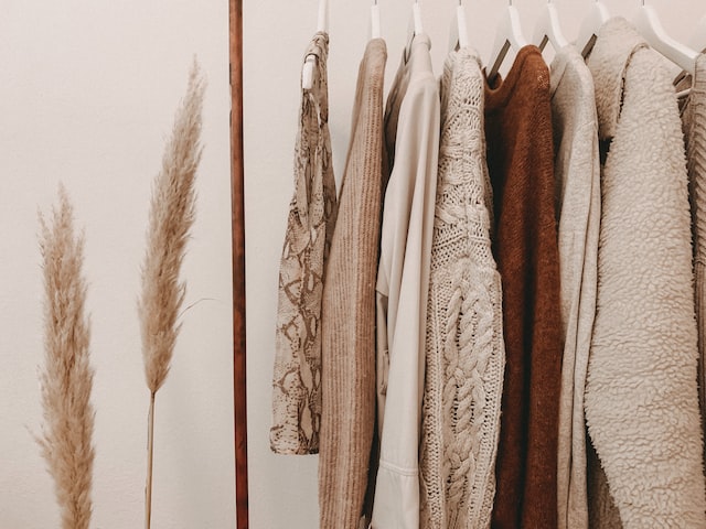 A simple, normcore wardrobe