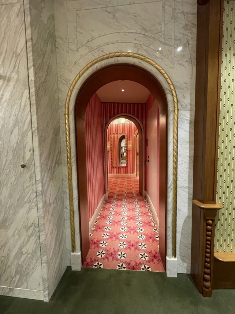 Dressing room hallway; photo © Manic Metallic