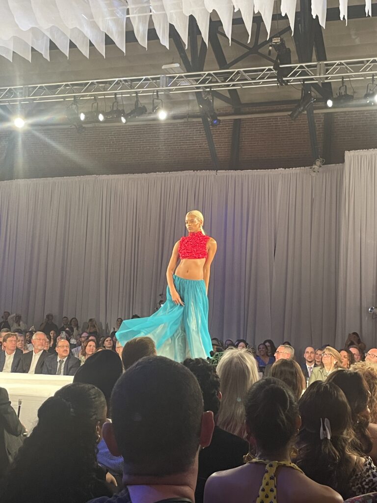 A look by designer Natalia Maldonado; photo © 2025 Manic Metallic